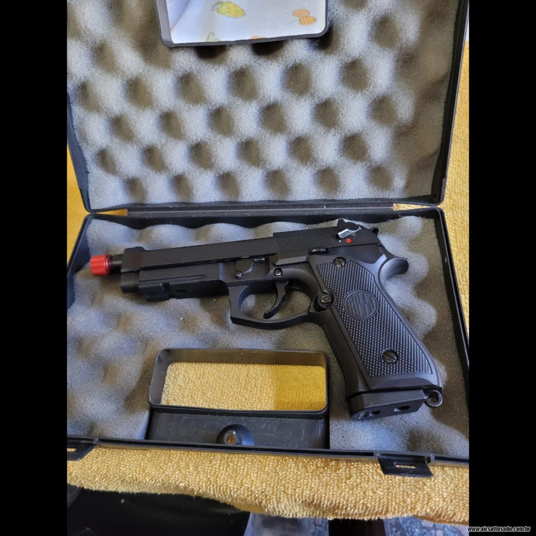 Pistola M92 Full Metal 