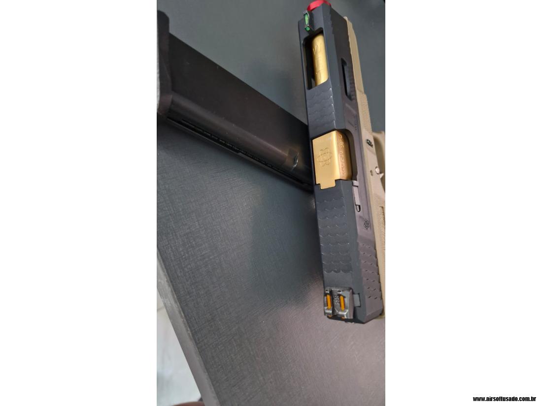 Glock 17 - WE T Force G17