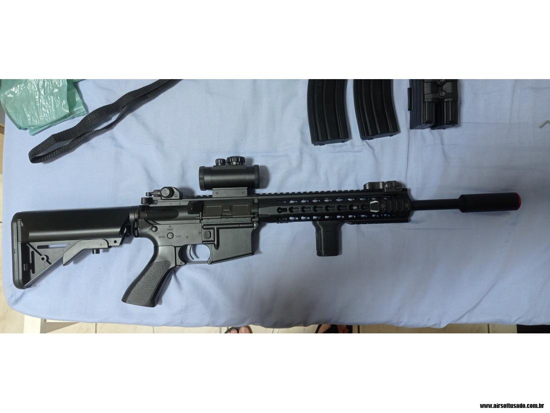 Fuzil AEG M4 CYMA CM515 + ACES
