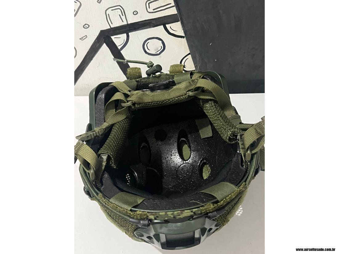 Capacete tático completo