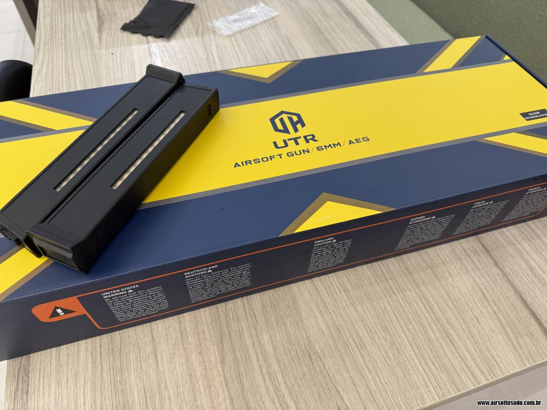M917 UTR45 The Armory com 3 ma