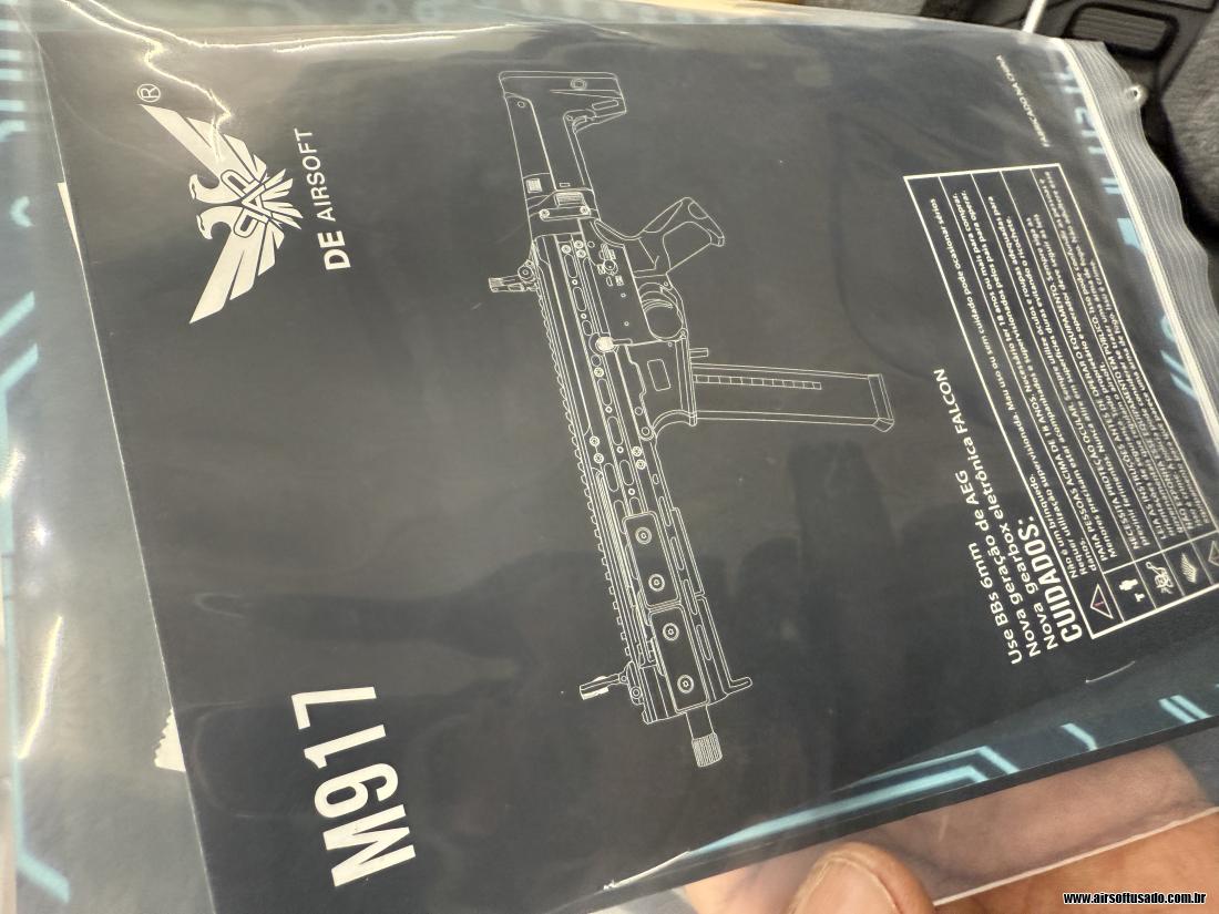 M917 UTR45 The Armory com 3 ma