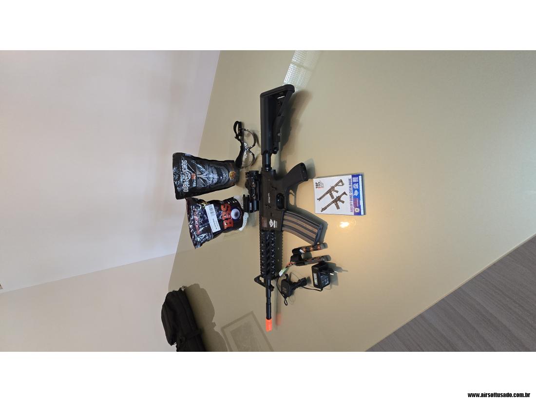 Combat Machine 6mm Pellet AEG