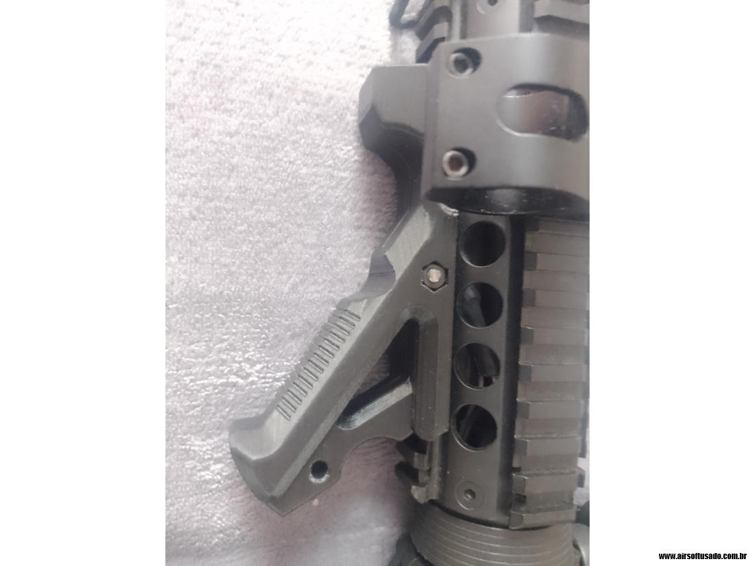 Rifle Airsoft AEG M4 RIS Kompe