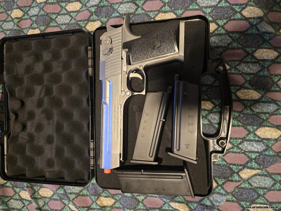 Desert Eagle AW + 3 Magazines