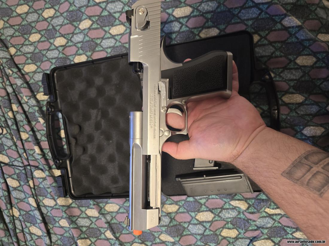 Desert Eagle AW + 3 Magazines