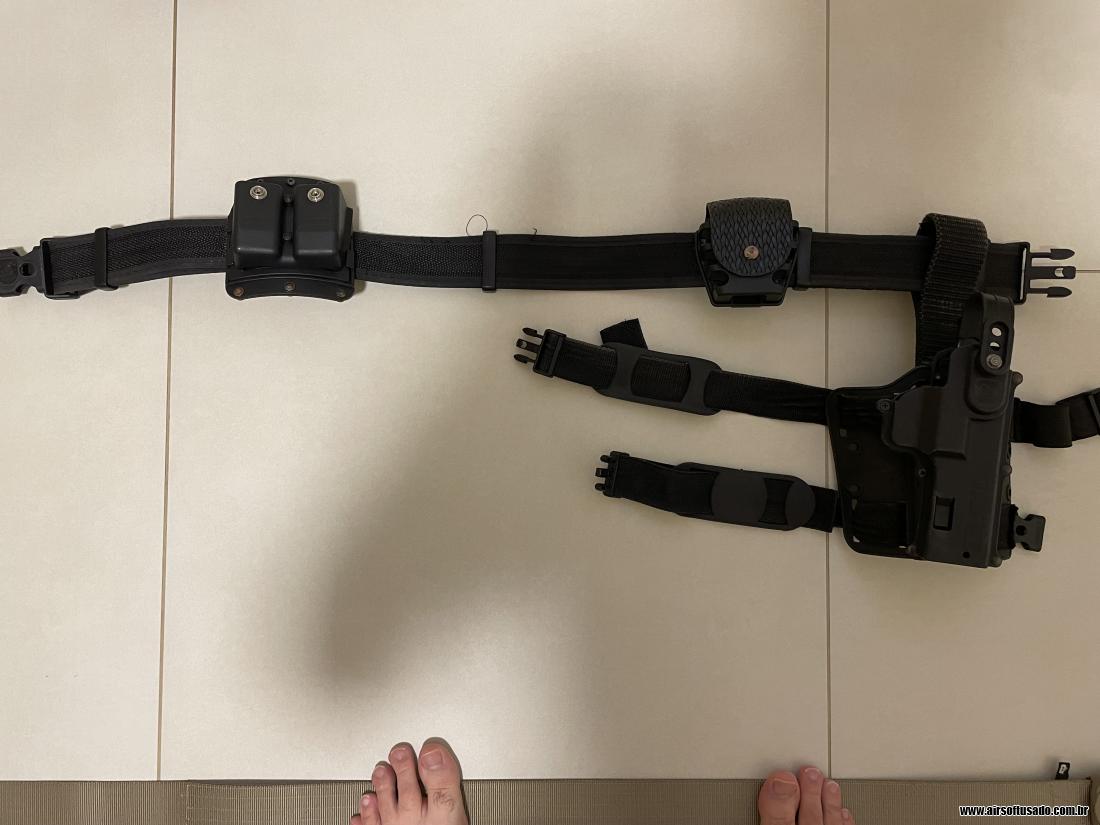 Colete modular e cintos tático