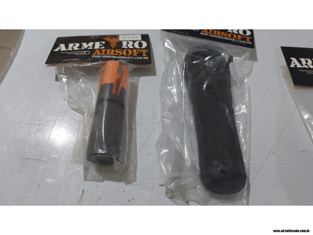 Lote com 14 peças diversas